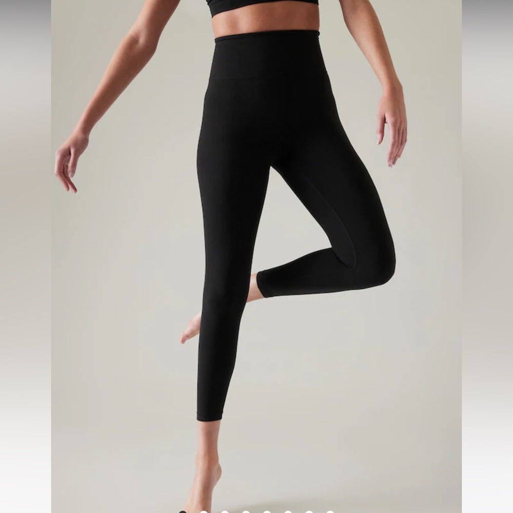 Athleta 7/8 Elation Leggings